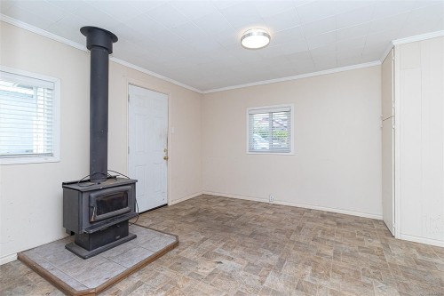 9892 Maple St, Chemainus, BC 