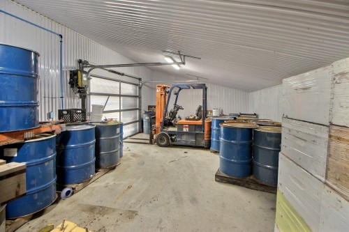 Entrepôt - 391Z Route 111, Saint-Marc-De-Figuery, QC - Indoor Photo Showing Garage