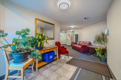 103-3040 Pine St, Chemainus, BC - Indoor Photo Showing Other Room