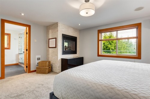 1765 Paul'S Pl, Qualicum Beach, BC 