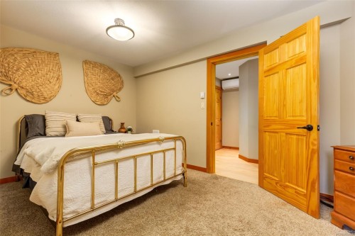 1765 Paul'S Pl, Qualicum Beach, BC 