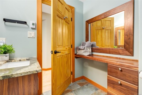 1765 Paul'S Pl, Qualicum Beach, BC 