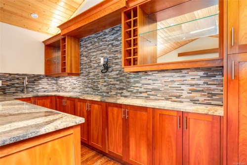 1765 Paul'S Pl, Qualicum Beach, BC 