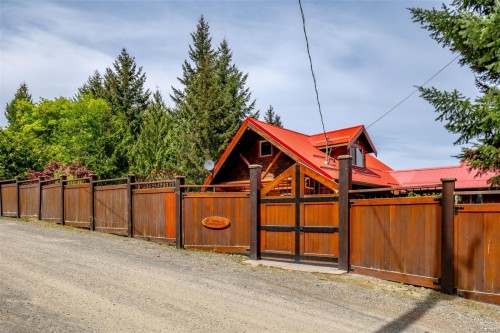 1765 Paul'S Pl, Qualicum Beach, BC 