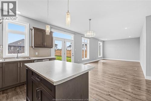 39 Muirfield Drive, St. Thomas, ON - Indoor Photo Showing Kitchen