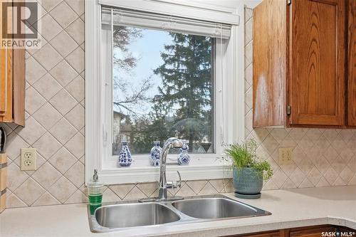 174 Rao Crescent, Saskatoon, SK - Indoor Photo Showing Kitchen With Double Sink