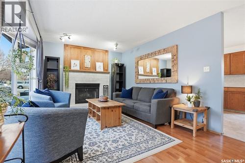 174 Rao Crescent, Saskatoon, SK - Indoor Photo Showing Living Room With Fireplace