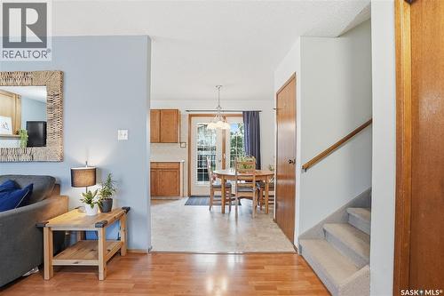 174 Rao Crescent, Saskatoon, SK - Indoor Photo Showing Living Room
