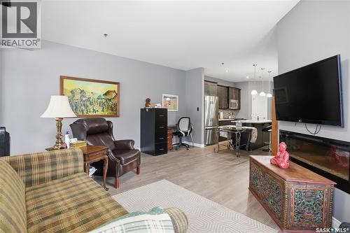 104 4891 Trinity Lane, Regina, SK - Indoor Photo Showing Living Room