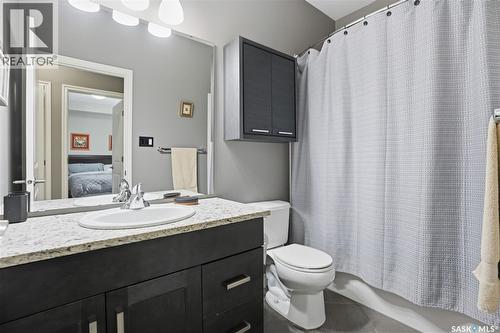 104 4891 Trinity Lane, Regina, SK - Indoor Photo Showing Bathroom