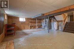 WORKSHOP, WORKBENCH INCLUDED - 