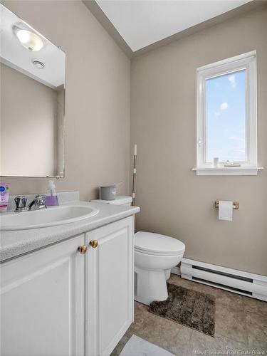 436-438 Louis St, Dieppe, NB 