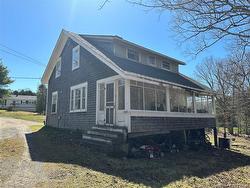 16 Clark RD  Rothesay, NB E2E 2H1