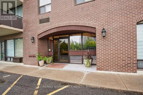 This photo has been virtually staged - 502 - 1190 Richmond Road, Ottawa, ON - Indoor