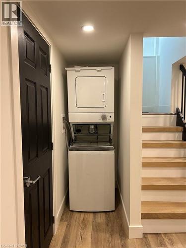 35 BARNESDALE Avenue N Unit# BASEMENT , Hamilton, Ontario L8L 6R7 4