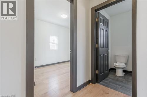 32 Britannia Avenue, Hamilton, ON - Indoor Photo Showing Bathroom