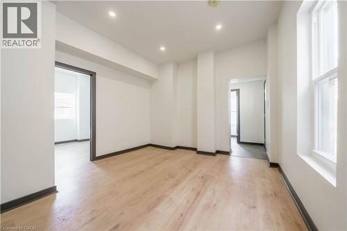 32 Britannia Avenue, Hamilton, ON - Indoor Photo Showing Other Room