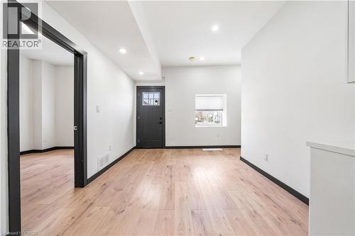 32 Britannia Avenue, Hamilton, ON - Indoor Photo Showing Other Room