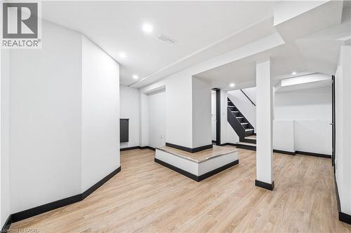 32 Britannia Avenue, Hamilton, ON - Indoor Photo Showing Other Room