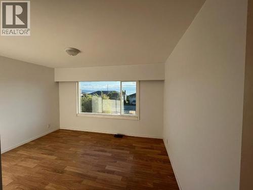3952 Joyce Ave, Powell River, BC - Indoor Photo Showing Other Room