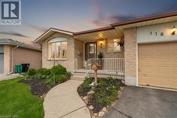 118 DEERBERRY Place  Waterloo, ON N2V 1G2