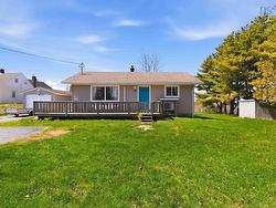 99 Northfield Road  Maitland, NS B0J 1E0