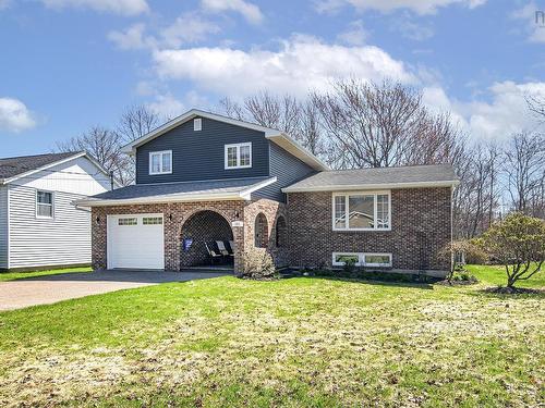 201 Douglas Crescent, Halifax, NS 