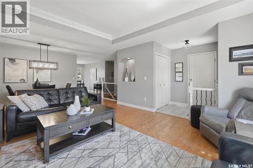 227 Brightwater Way, Saskatoon, SK - Indoor Photo Showing Living Room