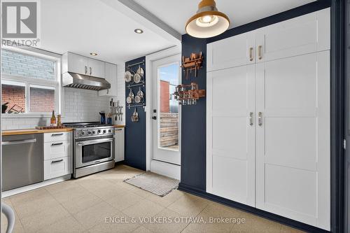 59 Bell Street N, Ottawa, ON - Indoor Photo Showing Kitchen