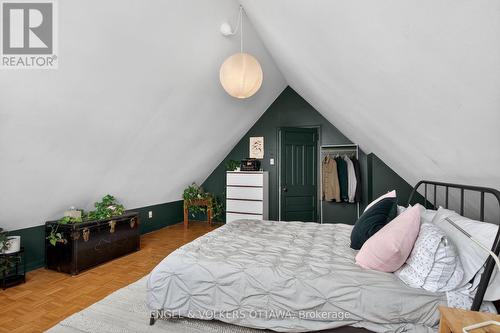 59 Bell Street N, Ottawa, ON - Indoor Photo Showing Bedroom