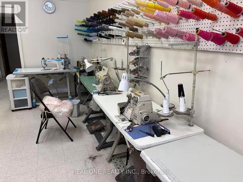 6 - 4033 New Street, Burlington, ON 