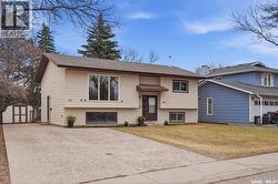 206 & 208 Coppermine CRESCENT  Saskatoon, SK S7K 4L7