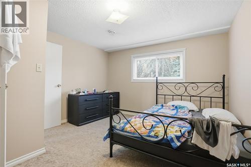 206 & 208 Coppermine Crescent, Saskatoon, SK - Indoor Photo Showing Bedroom