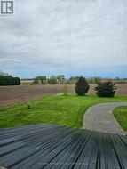 No immediate neighbors behind or beside - 