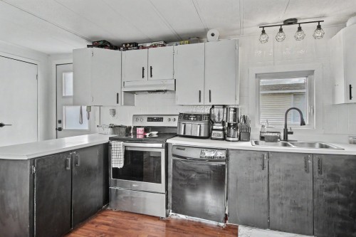 Cuisine - 17 Rue Bill, Rouyn-Noranda, QC - Indoor Photo Showing Kitchen With Double Sink