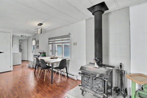 Salle à manger - 17 Rue Bill, Rouyn-Noranda, QC - Indoor Photo Showing Dining Room
