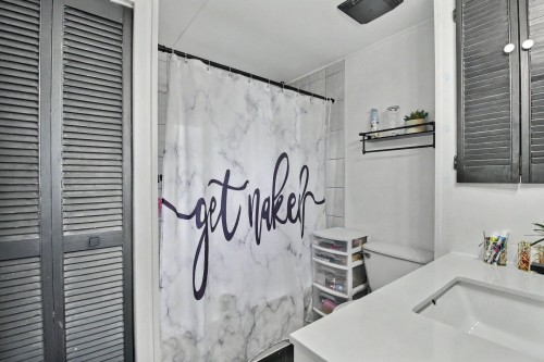 Salle de bains - 17 Rue Bill, Rouyn-Noranda, QC - Indoor Photo Showing Bathroom
