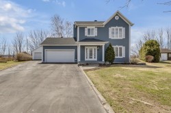 12 Rue du Sumac Beaupré, QC G0A 1E0