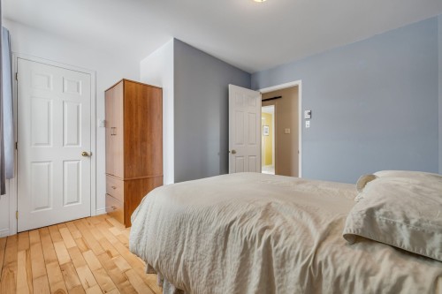 Chambre à coucher - 12 Rue Du Sumac, Beaupré, QC - Indoor Photo Showing Bedroom