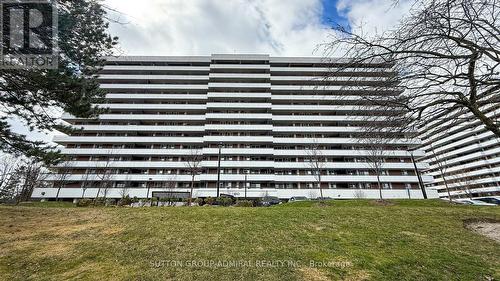 1011 - 80 INVERLOCHY BOULEVARD  Markham, ON L3T 4P3