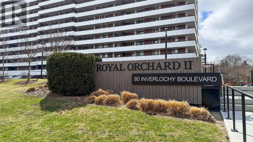 1011 - 80 Inverlochy Boulevard, Markham, ON - Outdoor
