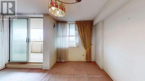 1011 - 80 Inverlochy Boulevard, Markham, ON - Indoor Photo Showing Other Room