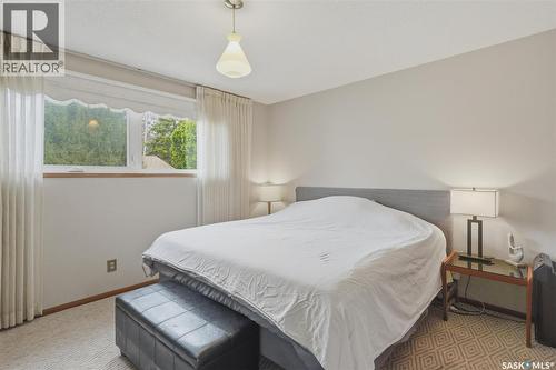 2501 Arlington Avenue, Saskatoon, SK - Indoor Photo Showing Bedroom