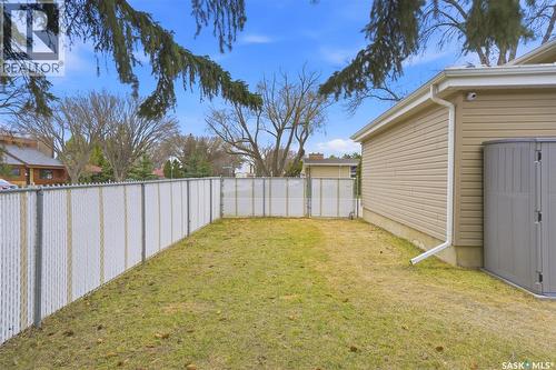 2501 Arlington Avenue, Saskatoon, SK - Outdoor