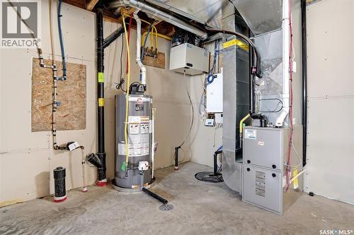 5734 Glide Crescent, Regina, SK - Indoor Photo Showing Basement