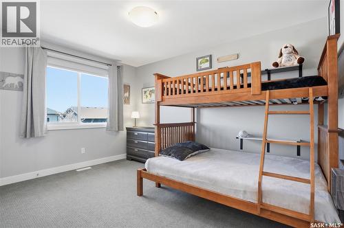 331 Underhill Bend, Saskatoon, SK - Indoor Photo Showing Bedroom