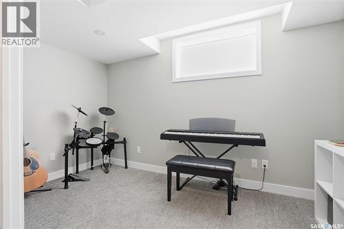 331 Underhill Bend, Saskatoon, SK - Indoor