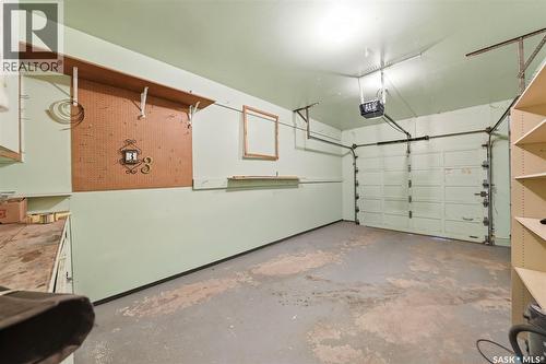 3 425 Pinehouse Drive, Saskatoon, SK - Indoor Photo Showing Garage