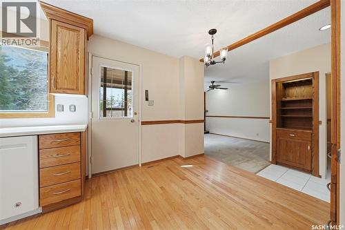 3 425 Pinehouse Drive, Saskatoon, SK - Indoor