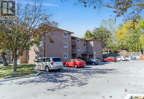 305 - 5222 Portage Road, Niagara Falls (Cherrywood), ON - Outdoor
